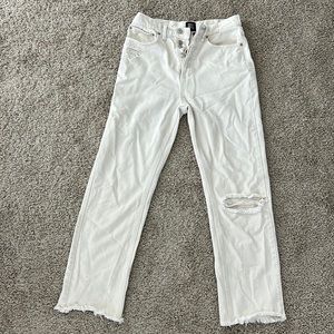 BDG High Rise Relaxed Straight Jeans in Beige size 25